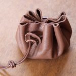 Jeudi des enfants - Viens fabriquer ta bourse en cuir "2 en 1"