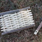 Ce 8 août, un "jeudi des enfants à l'Ecomusée" autour du tressage en osier pour réaliser ton premier petit plateau