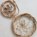 Atelier "Et si tu apprenais à tresser ce que la nature t'offre pour créer un joli attrape-rêve ?"